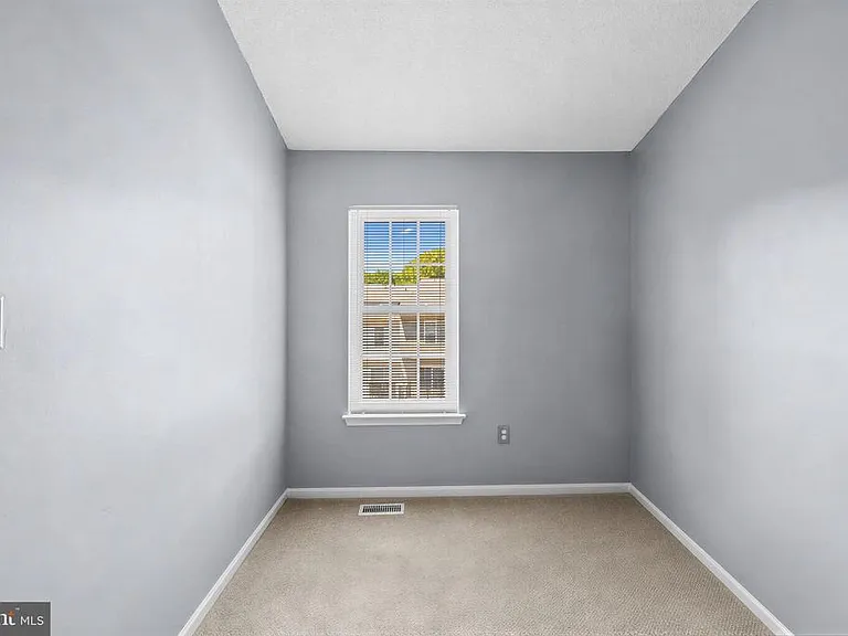 743 Saint Michaels Dr — Photo 21