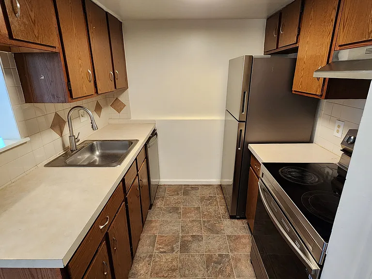 632 S Fawn St #4 — Photo 2