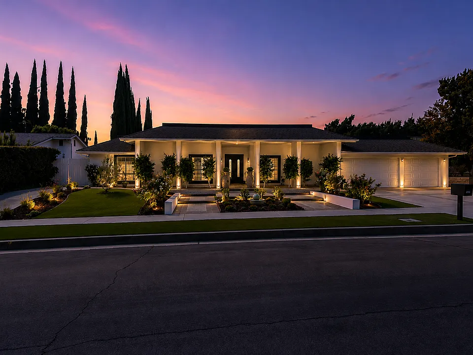 9735 Melvin Ave