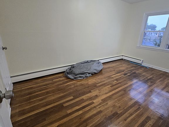 4th image of 8738 126th St APT 2