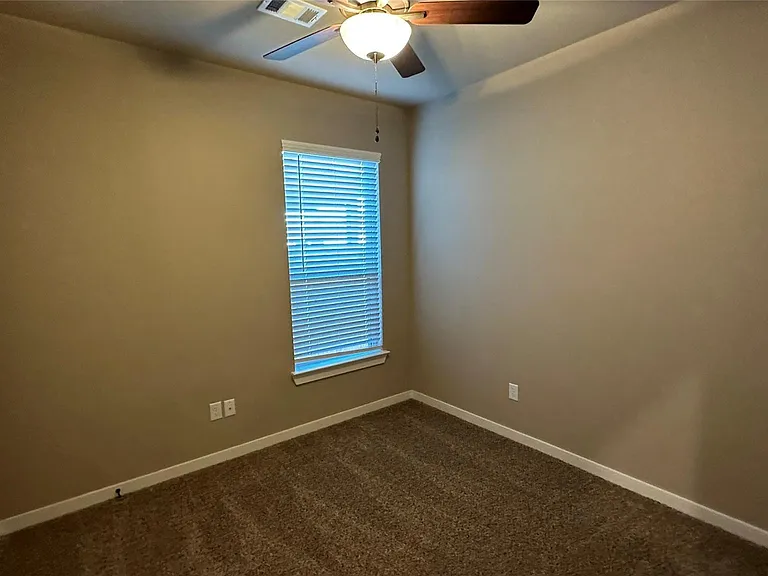9832 Grosbeak Ln — Photo 8
