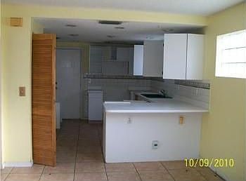 3rd image of 11281 NW 34th Pl