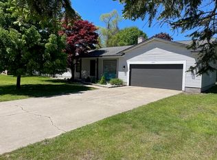 1560 Scranton Dr, Muskegon, MI 49441