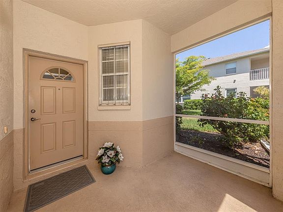 3rd image of 1602 Auburn Lakes Cir #1602
