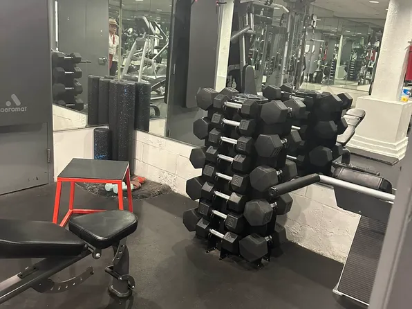 120 Greenwich Street image 15 of 16