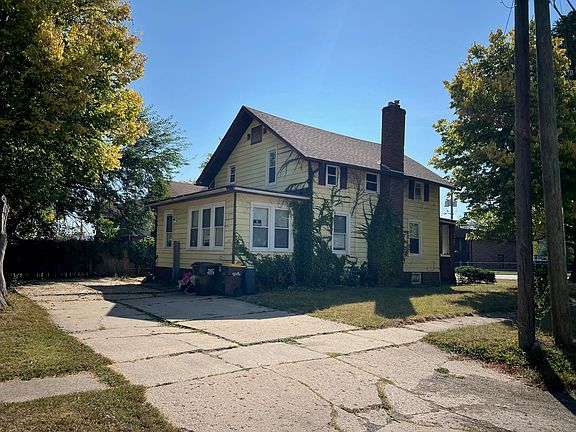 2nd image of 1425 Auburn St