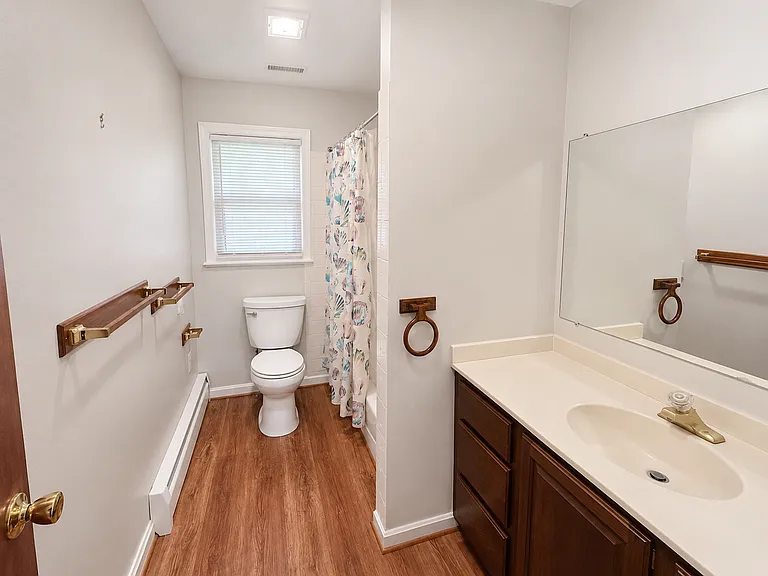 6017 Wheeler Ln — Photo 11