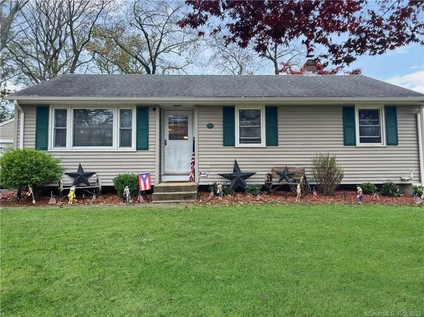 141 Yantic Lane, Norwich, CT 06360