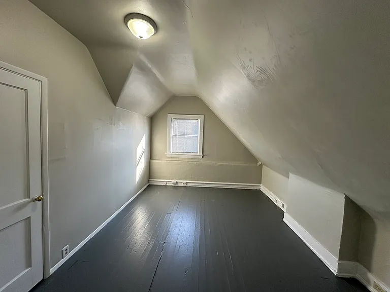 2659 Bellevue Ave #3 — Photo 10