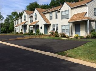 240 Katie Dr, Feasterville Trevose, PA 19053
