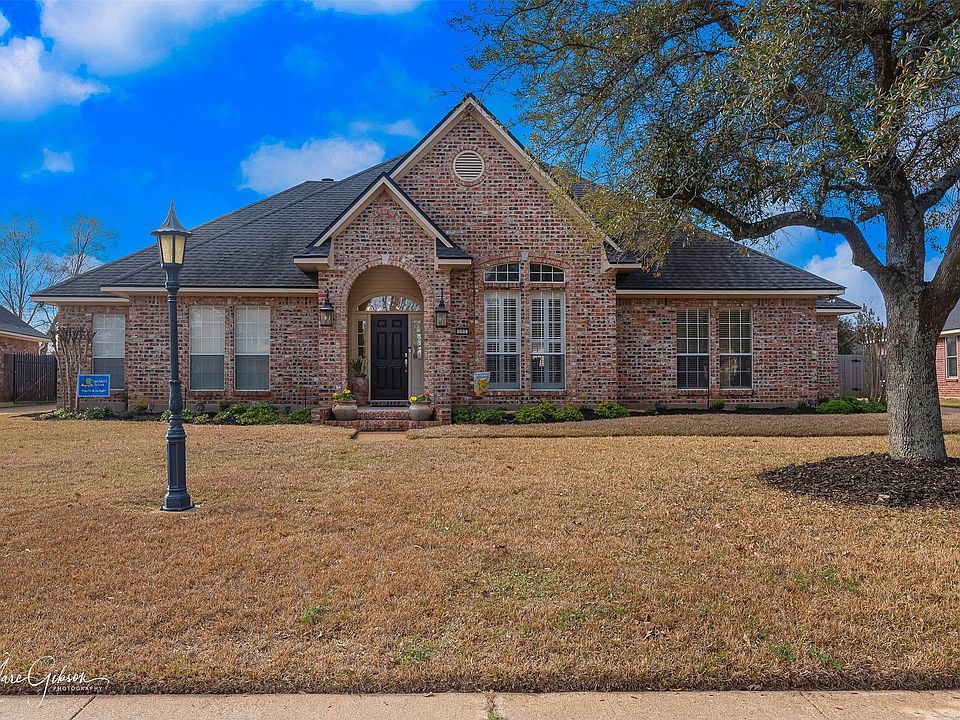 1st image of 505 Forsythe Ct
