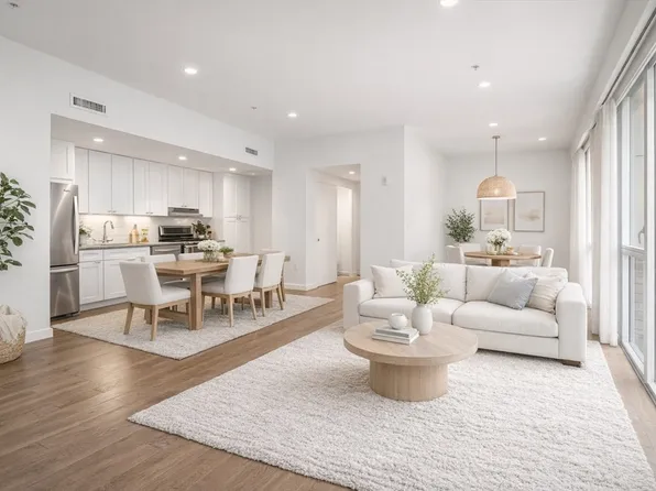 126 Salem St #3, Boston, MA 02113