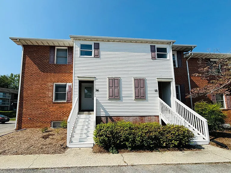 1407 Toms Creek Rd #14 — Photo 7