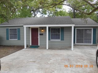 947 Dolby St, Lake Charles, LA 70605