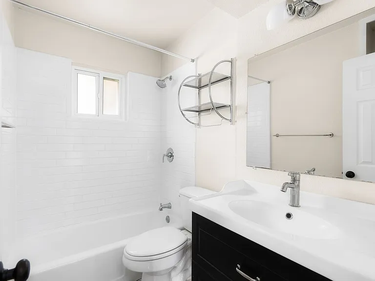 2408 Ventura Dr #A — Photo 13