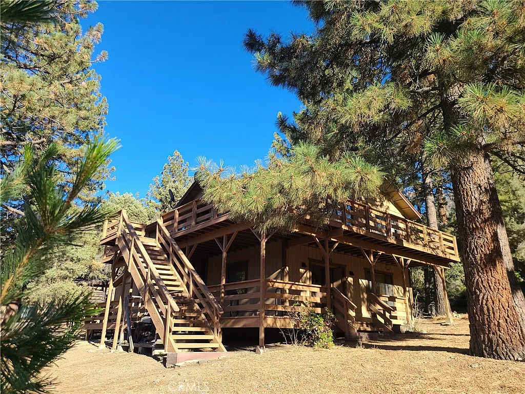 4 bed, 2184 sqft, $2,000 — Photo 1