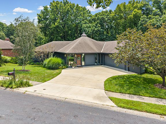 3rd image of 2008 Woodhollow Dr
