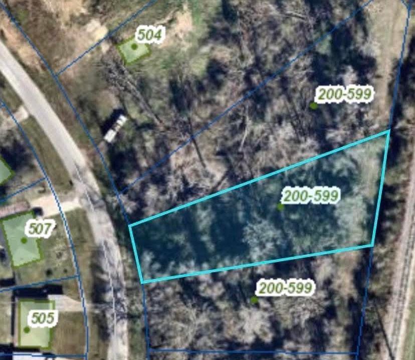 2nd image of 358 Cypress Dr