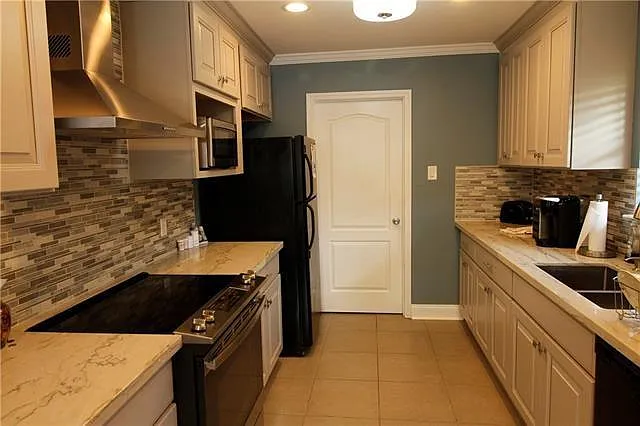 94 Ormond Meadows Dr — Photo 3