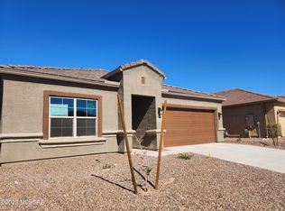 8754 W Red Spike Ice Dr, Marana, AZ 85653