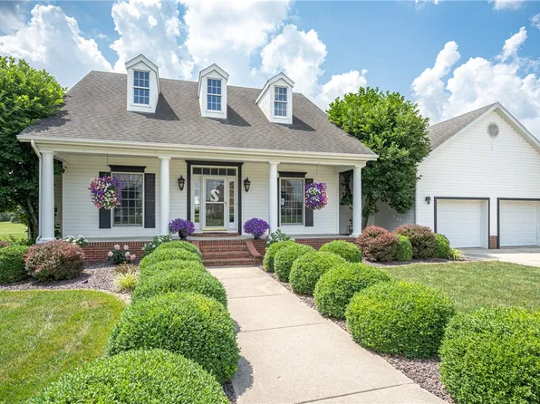 11177 E Lincolnshire Ln, Effingham, IL 62401