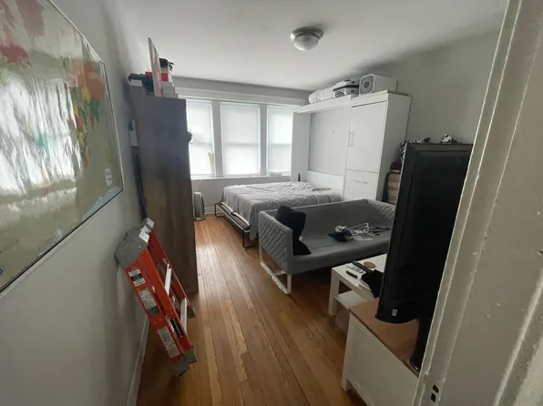 59 Linden St, Boston, MA