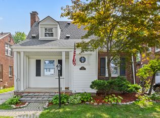 916 N Melborn St, Dearborn, MI 48128