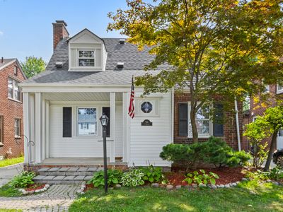 916 N Melborn St, Dearborn, MI, 48128