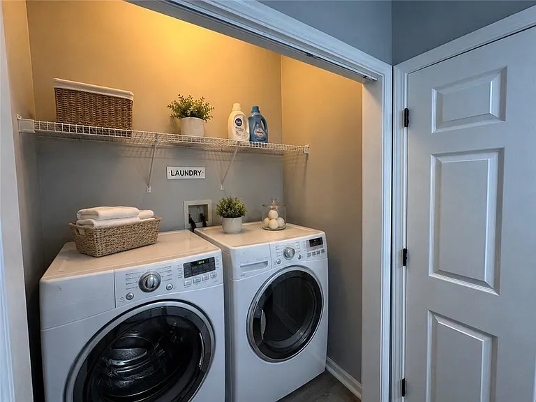 2025 Austin Park Cir — Photo 14