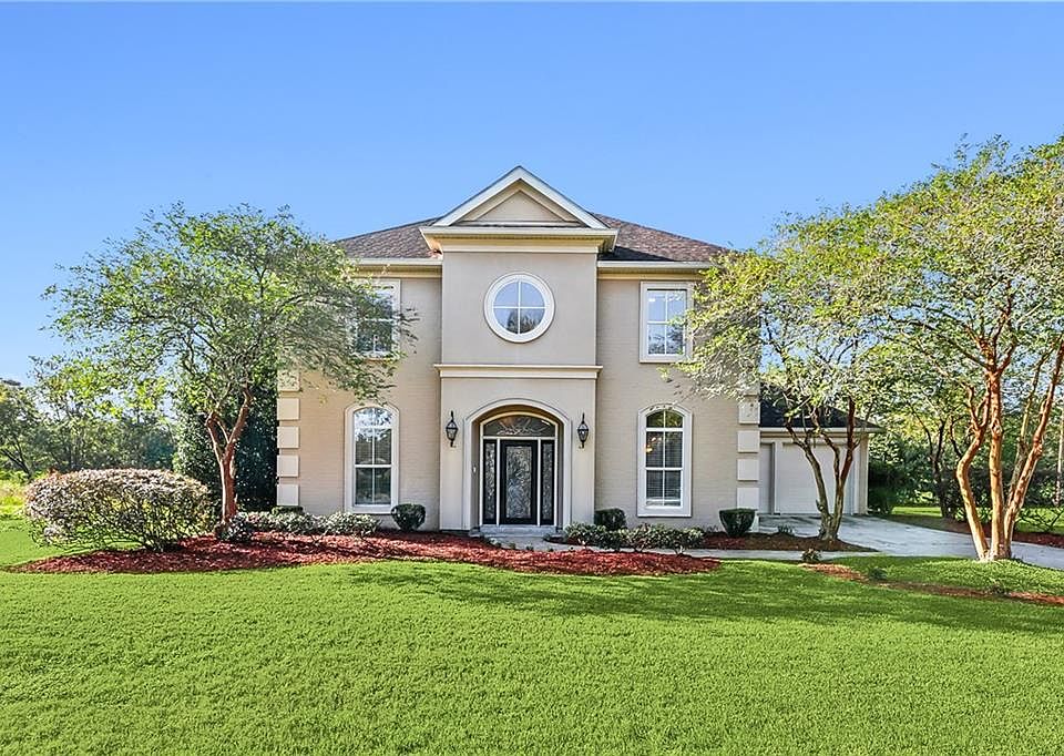 1st image of 51 Forest Oaks Dr