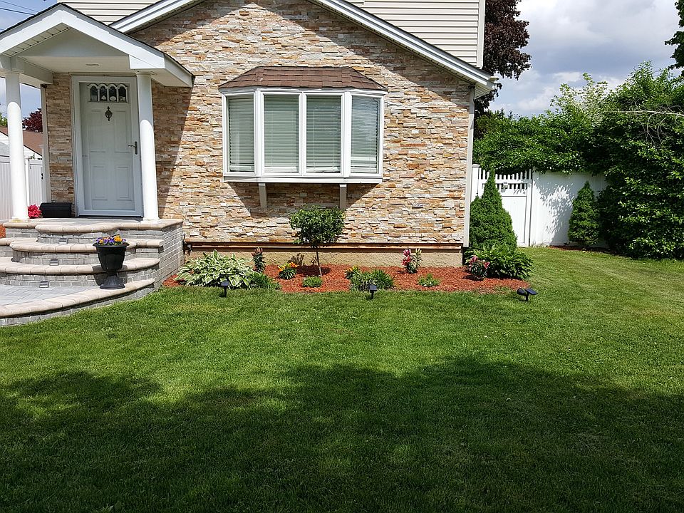 1st image of 70 Burns Ave