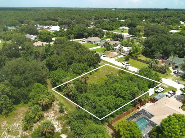 8745 99th Ave, Vero Beach, FL 32967