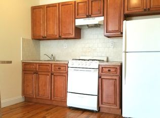 581 Vanderbilt Ave #4FU, Brooklyn, NY 11238
