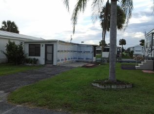 9 Shell Rd, Okeechobee, FL 34974