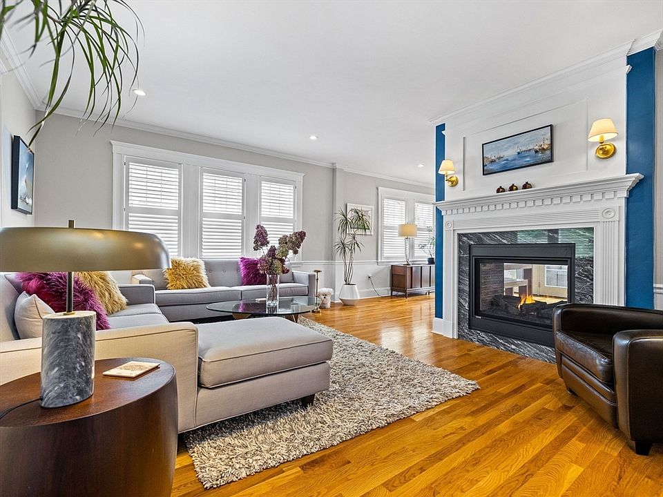 105 Perham St, West Roxbury, MA 02132 Zillow