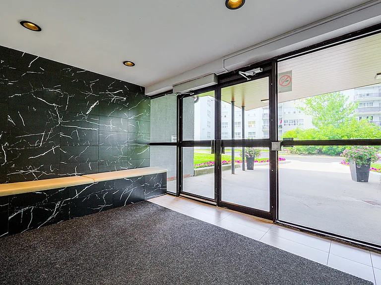 746 Midland Ave — Photo 13
