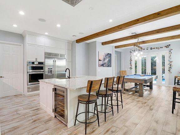 4th image of 104 Via Azurra