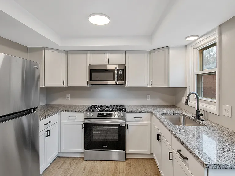 47 Trelign Dr #3 — Photo 2