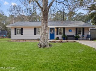 118 Barbara Cir, Ocean Springs, MS 39564