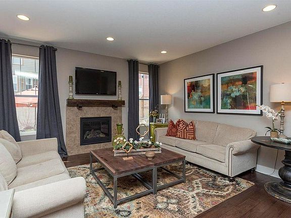 5th image of 10064 Tall Oaks St