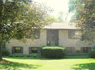 117 Thornwood Dr, Butler, PA 16001