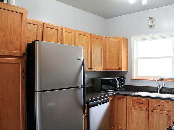 4th image of 3799 Butternut Dr