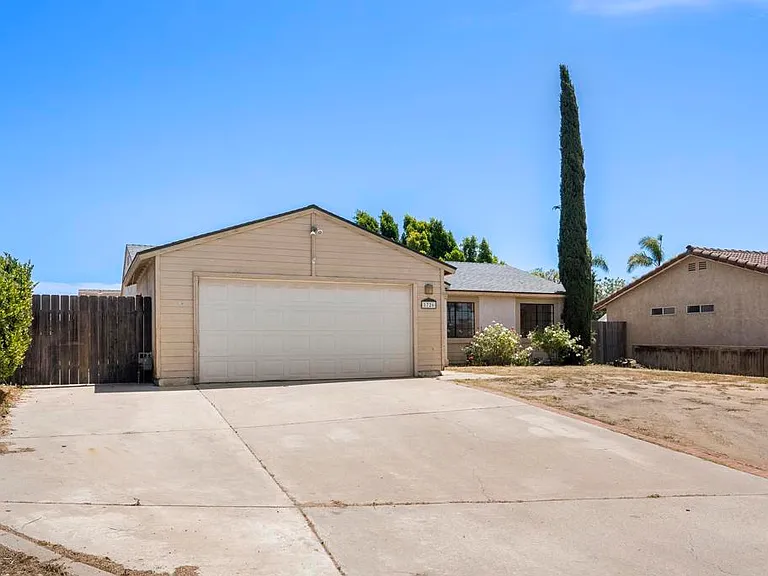 1726 Katy Pl — Photo 16