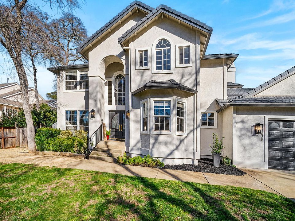 1st image of 2555 Loch Way