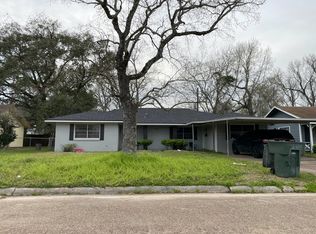 4935 Bruce Dr, Beaumont, TX 77708