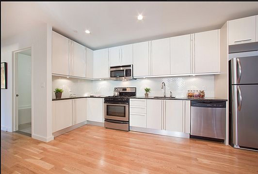 3rd image of 158 Johnson Ave APT 305
