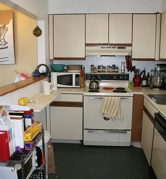 483 E Broadway #6 — Photo 31