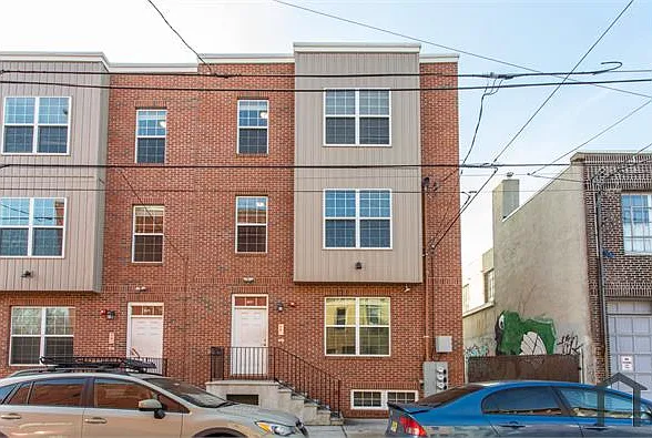 4 bed, 1513 sqft, $2,200 — Photo 4