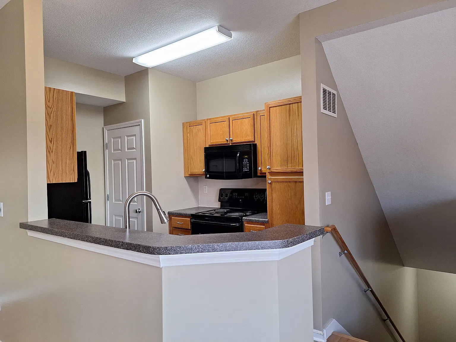3 bed, 1540 sqft, $1,895 — Photo 2