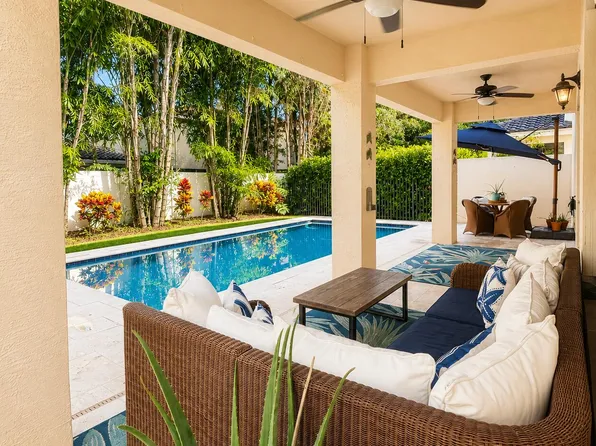 14707 Smokey Citrine Street, Delray Beach, FL 33446